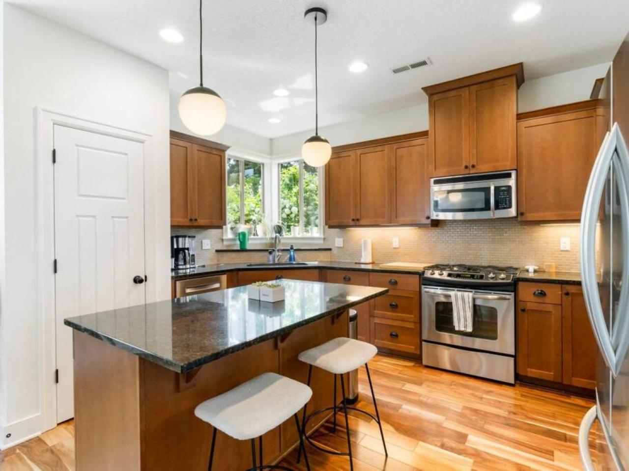 Holiday home Urban Ne Pdx 3bd Bonus Room, Fenced Yard And Garage