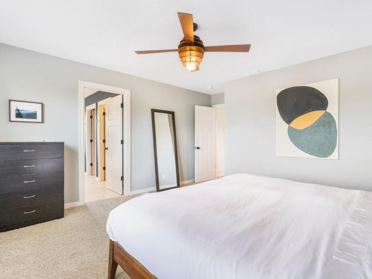 Urban Ne Pdx 3bd Bonus Room, Fenced Yard And Garage Portland